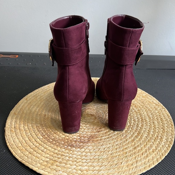 Jones New York Chic Ankle Booties Size 6.5 - Picture 8 of 12